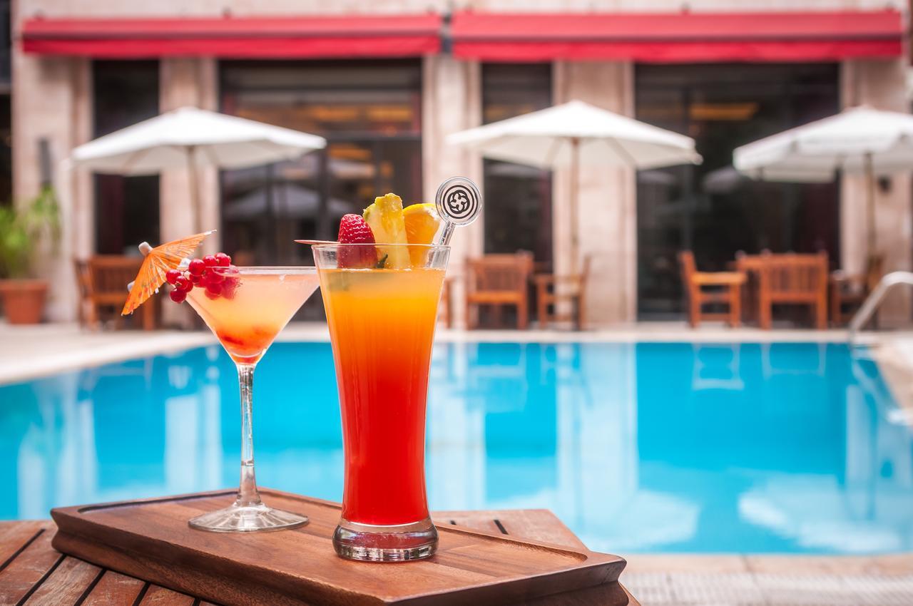 Le Commodore Hotel Beirut Exterior foto