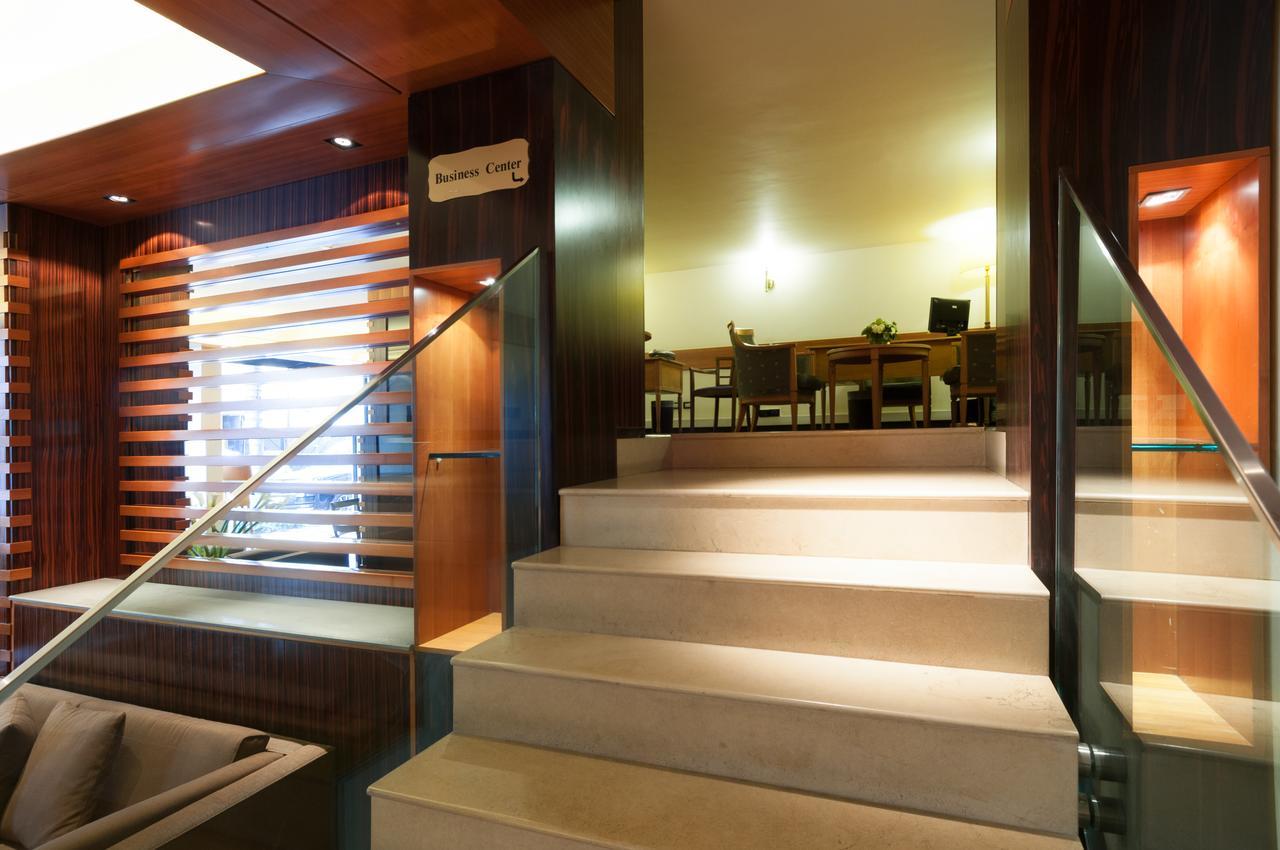 Le Commodore Hotel Beirut Exterior foto
